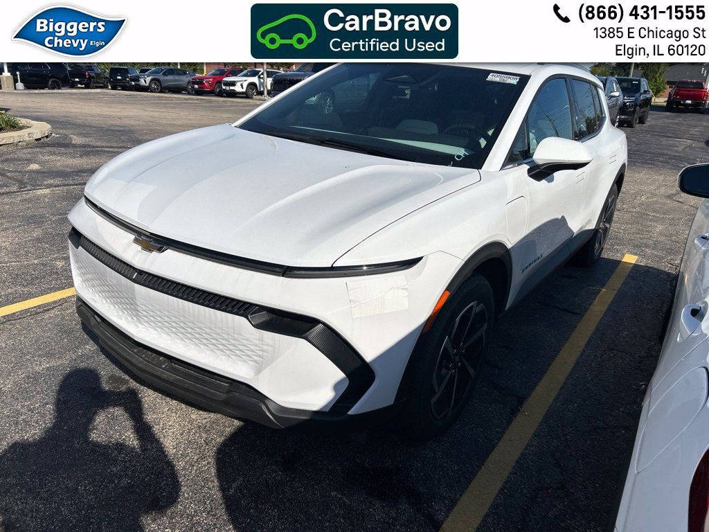 Used 2026 Chevrolet Equinox EV LT FWD image 1