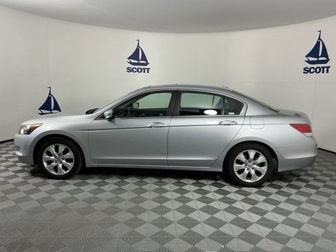Used 2010 Honda Accord EX-L image 4