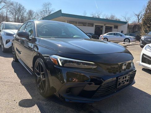 Used 2023 Honda Civic Sport image 3