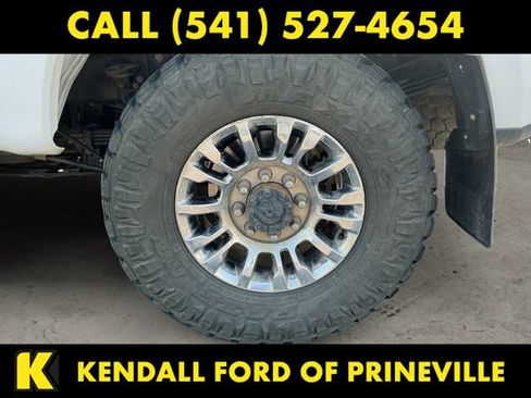 Used 2021 Ford F350 XLT w/ XLT Premium Package AWD/4WD image 9