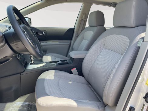Used 2013 Nissan Rogue SV w/ Premium Pkg AWD/4WD image 25