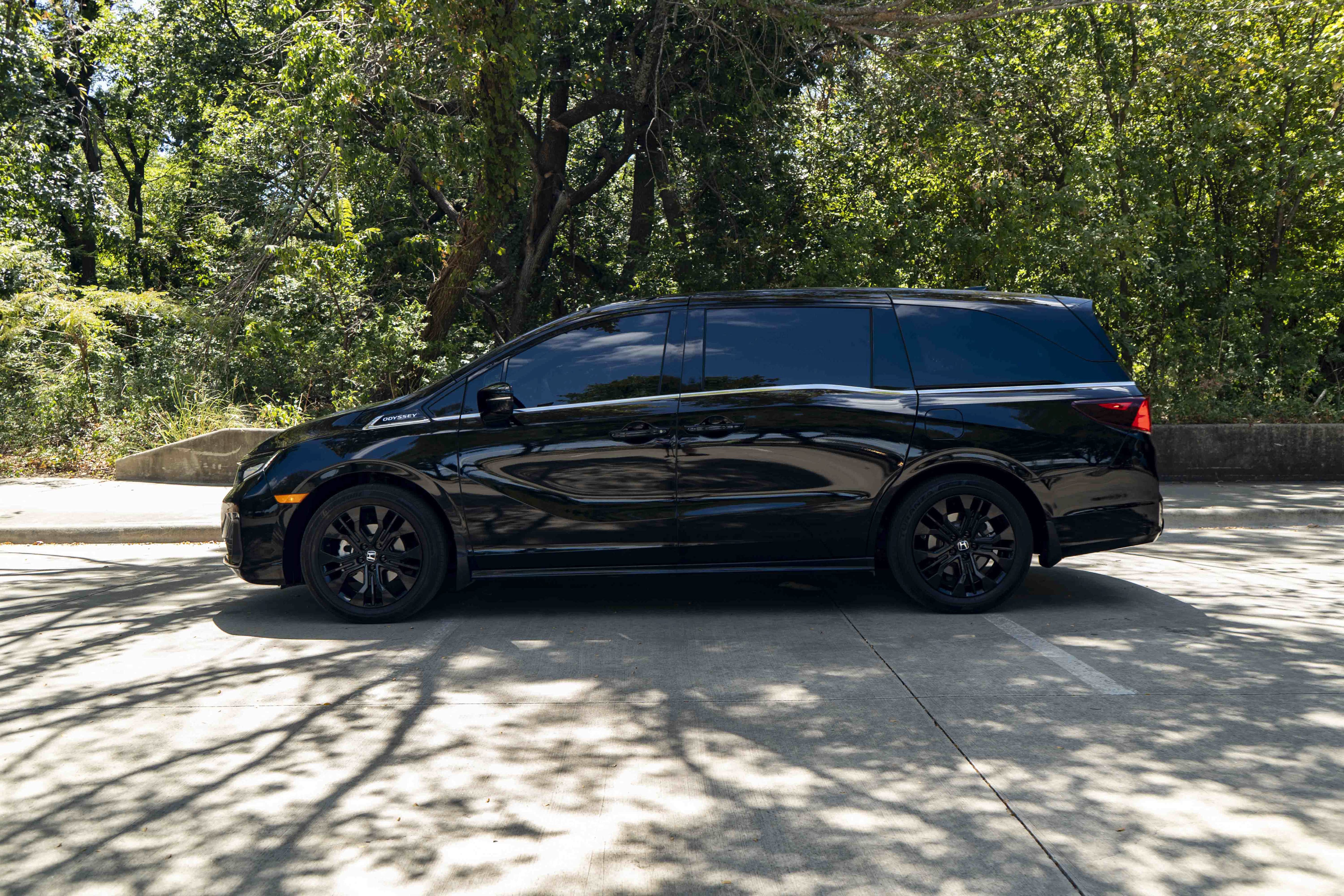 Used 2025 Honda Odyssey Sport-L image 6