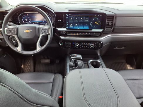 Certified 2024 Chevrolet Silverado 1500 LTZ image 9