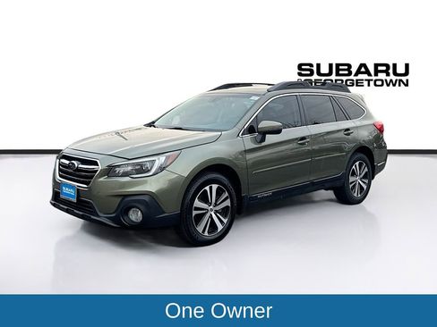 Used 2018 Subaru Outback 2.5i Limited image 3