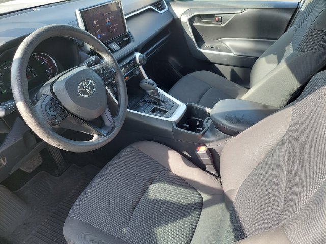 Certified 2024 Toyota RAV4 LE FWD image 10
