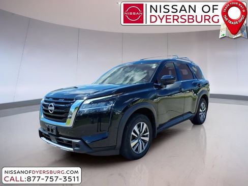 Used 2023 Nissan Pathfinder SL AWD/4WD image 7