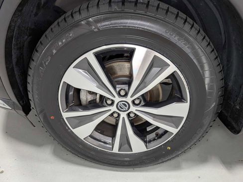 Used 2020 Nissan Murano S w/ Technology Package image 3