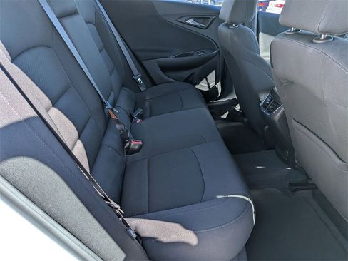 Used 2024 Chevrolet Malibu LT image 30