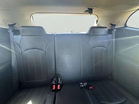 Used 2017 Chevrolet Traverse Premier AWD/4WD image 22