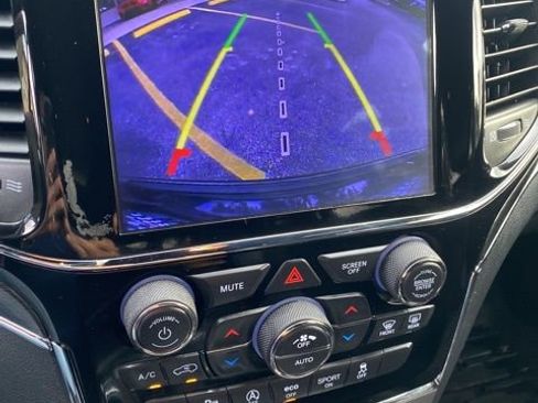 Used 2019 Jeep Grand Cherokee Trailhawk image 41