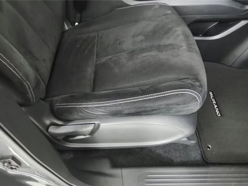 Used 2018 Nissan Murano S image 21