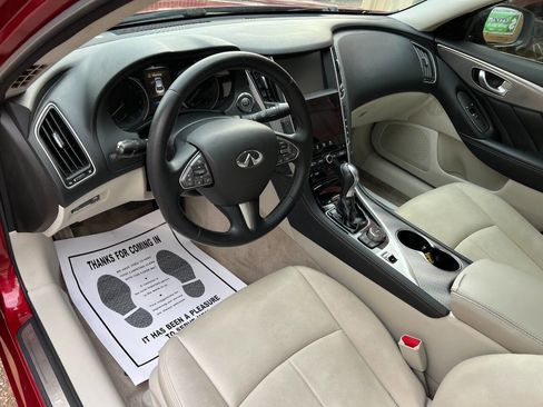 Used 2014 INFINITI Q50 Premium image 10
