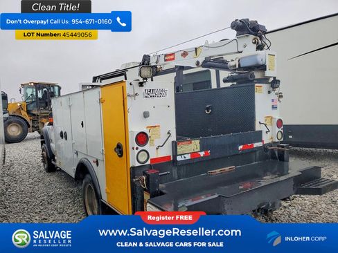 Used 2016 Ford F550 4x4 Regular Cab Super Duty image 3