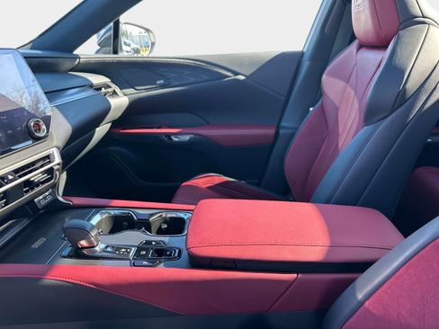 Used 2024 Lexus RX 500h F Sport image 23