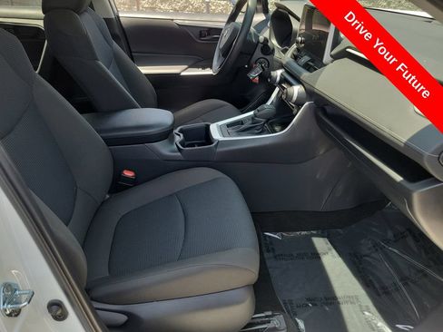 Used 2025 Toyota RAV4 LE FWD image 17