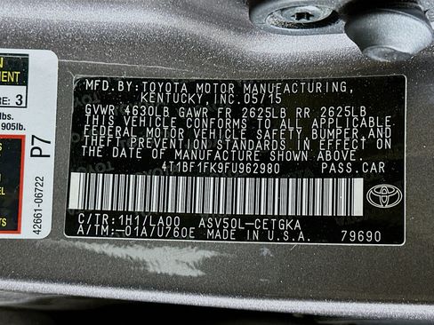 Used 2015 Toyota Camry XLE image 12