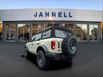 New 2025 Ford Bronco 4-Door w/ Sasquatch Package