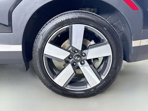 Used 2024 Hyundai Santa Fe Limited AWD/4WD image 42