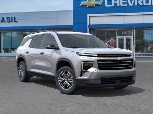 New 2027 Chevrolet Traverse LT AWD/4WD image 7