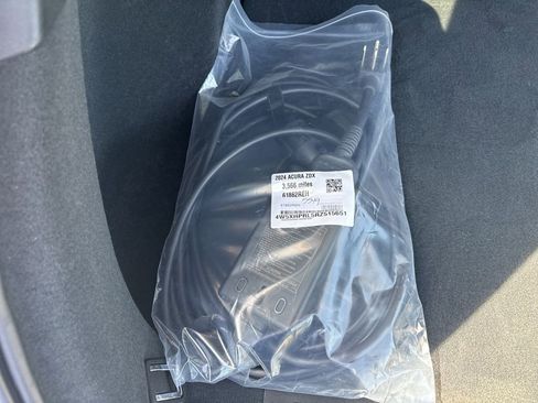 Used 2024 Acura ZDX Type S AWD/4WD image 31