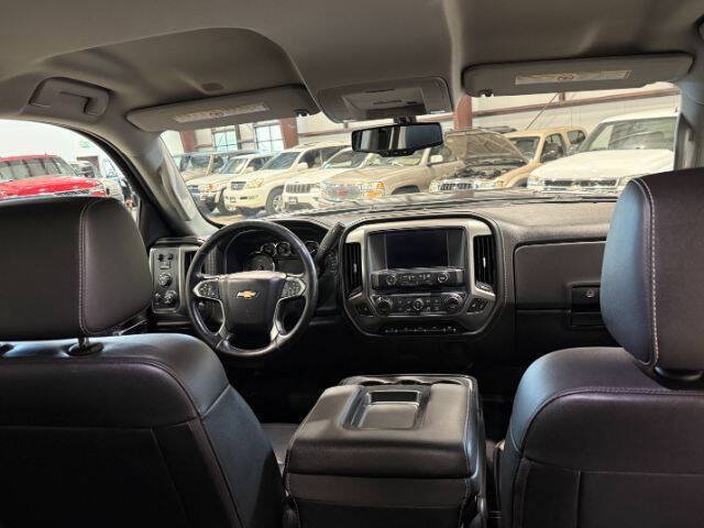 Used 2018 Chevrolet Silverado 2500 LTZ w/ Duramax Plus Package AWD/4WD image 18