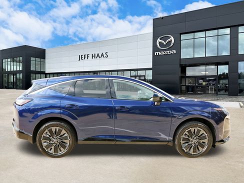 Used 2025 Nissan Murano Platinum w/ Cargo Package image 5