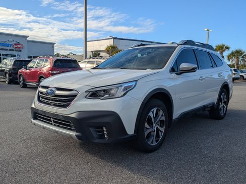 Used 2020 Subaru Outback Touring XT image 7