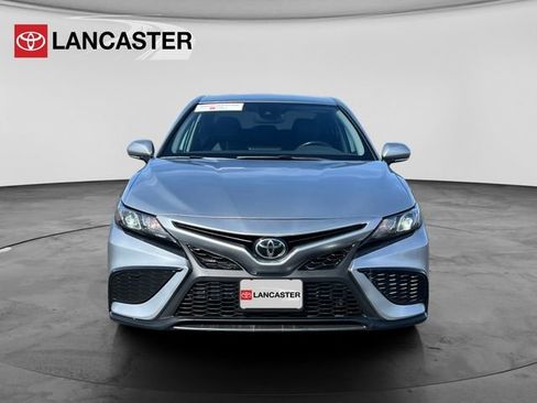 Used 2024 Toyota Camry SE w/ Convenience Package image 2