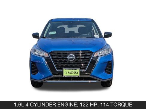 New 2025 Nissan Kicks Play S image 4