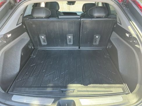 Used 2025 Cadillac Optiq Sport 2 w/ LPO, Floor Liner Package AWD/4WD image 21