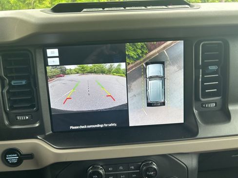 Used 2023 Ford Bronco Wildtrak AWD/4WD image 29