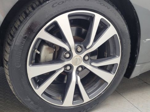 Used 2017 Nissan Maxima Platinum image 31