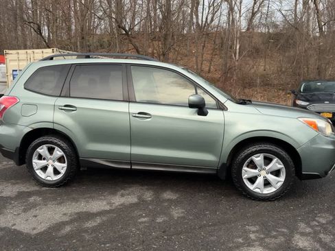Used 2014 Subaru Forester 2.5i Premium w/ All-Weather Package image 9