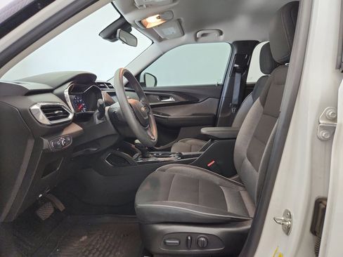 Used 2023 Chevrolet TrailBlazer LT image 6