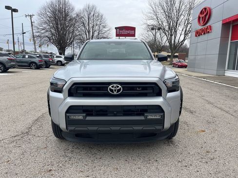 Used 2025 Toyota 4Runner SR5 image 8