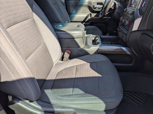 Used 2021 Chevrolet Silverado 1500 LT Trail Boss w/ Convenience Package II AWD/4WD image 19