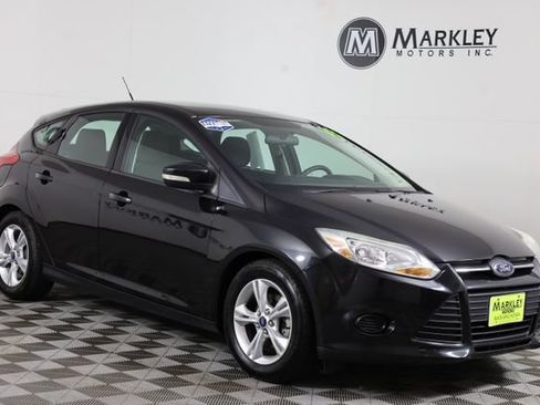 Used 2013 Ford Focus SE FWD image 1