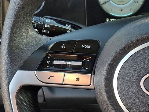 Used 2024 Hyundai Elantra SEL image 19