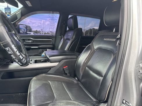 Used 2022 RAM 1500 Laramie w/ Sport Appearance Package AWD/4WD image 3