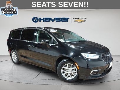Used 2024 Chrysler Pacifica Touring-L