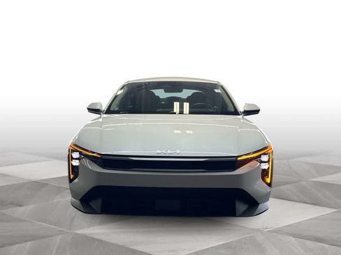 Used 2025 Kia K4 FWD image 3