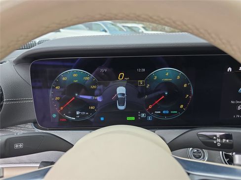 Used 2021 Mercedes-Benz E 450 4MATIC Cabriolet image 27