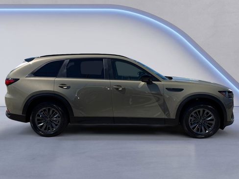 Certified 2025 MAZDA CX-70 3.3 Turbo w/ Preferred Package image 2