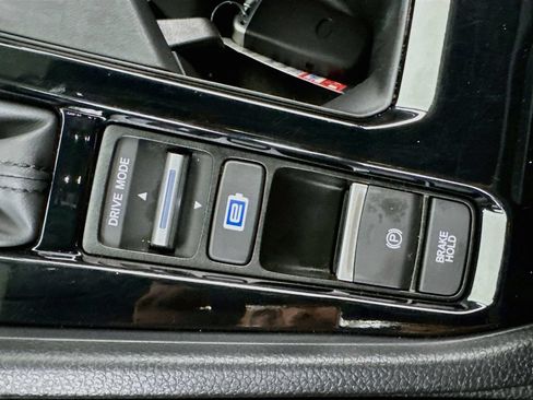 Used 2025 Honda Accord Sport image 18