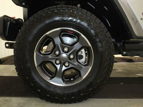 Used 2021 Jeep Gladiator Mojave image 26