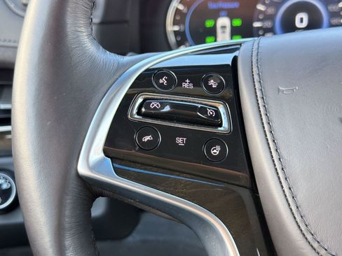 Used 2018 Cadillac Escalade Platinum image 16