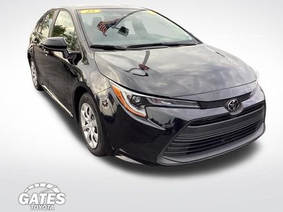 Used 2025 Toyota Corolla LE