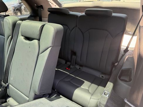 Used 2025 Audi Q7 3.0T Premium Plus AWD/4WD image 30