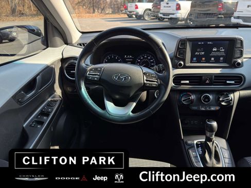 Used 2020 Hyundai Kona SEL Plus FWD image 20