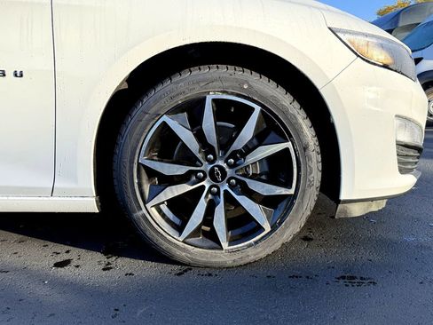 Used 2022 Chevrolet Malibu RS image 10